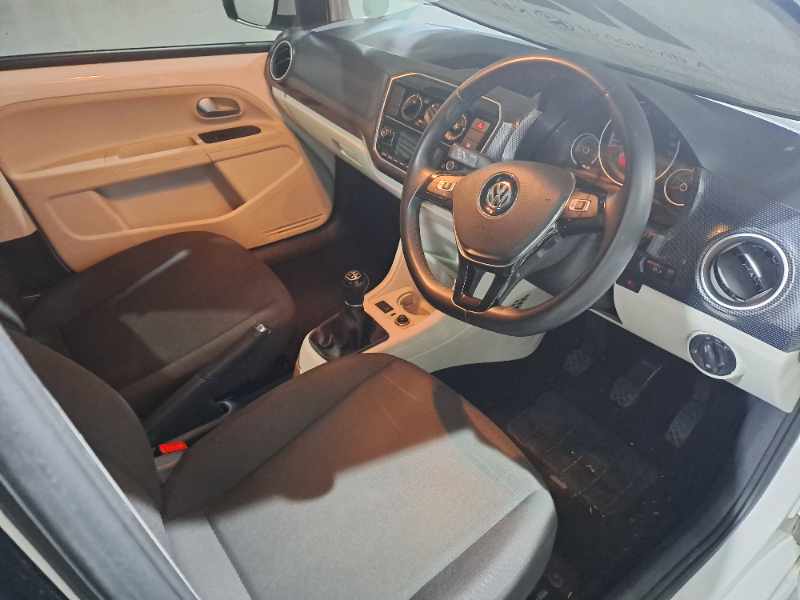 2019 VOLKSWAGEN MOVE UP! 1.0 5DR thumbnail 4