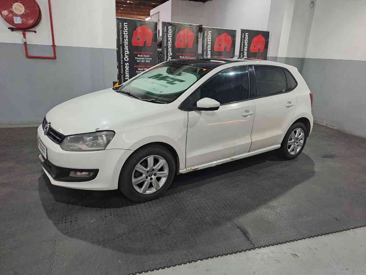 2013 VOLKSWAGEN POLO 1.4 COMFORTLINE 5DR