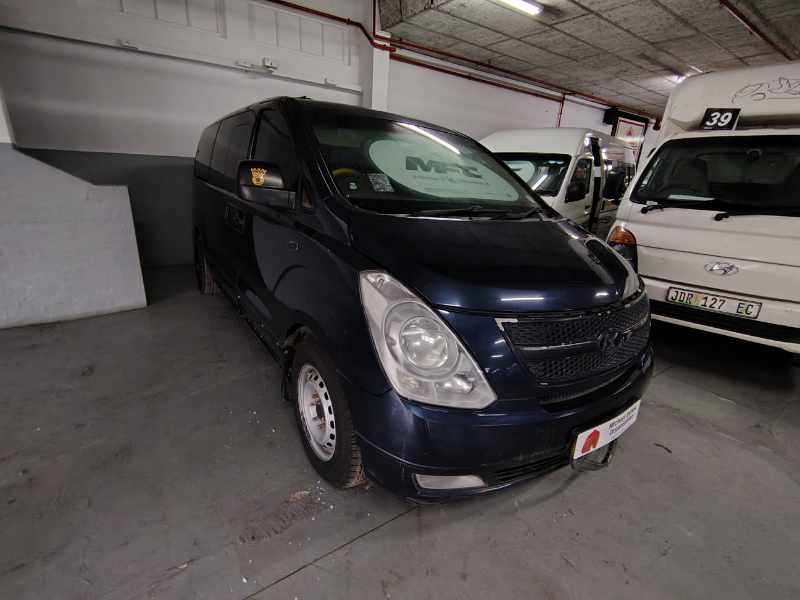 2011 HYUNDAI H1 CRDI (VGT) WAGON A/T thumbnail 4