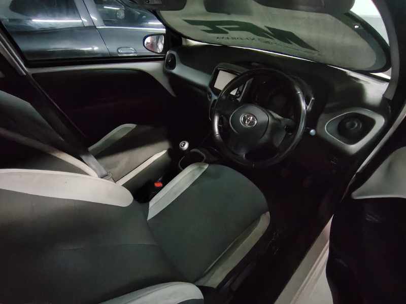 2016 TOYOTA AYGO 1.0 X - PLAY (5DR) thumbnail 3