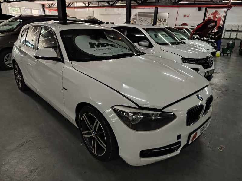 2012 BMW 118i 5DR A/T (F20) thumbnail 3