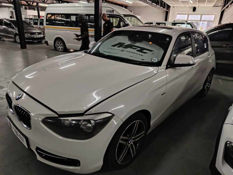 2012 BMW 118i 5DR A/T (F20) thumbnail 4