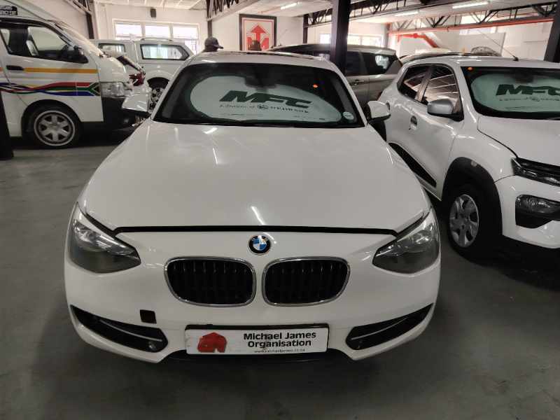 2012 BMW 118i 5DR A/T (F20) thumbnail 5