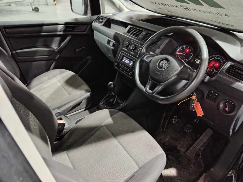 2016 VOLKSWAGEN CADDY 1.6i TRENDLINE thumbnail 3