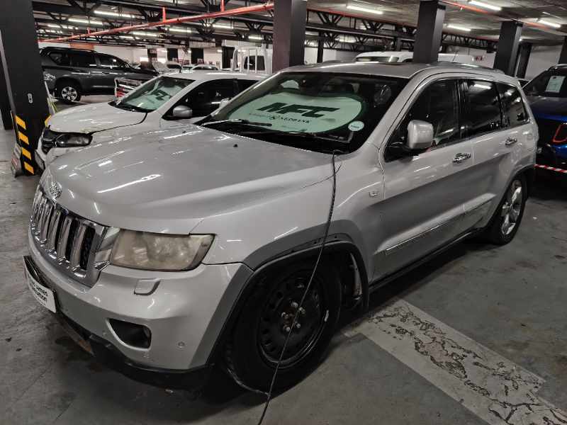 2012 JEEP GRAND CHEROKEE 3.0L V6 CRD OVERLAND thumbnail 5