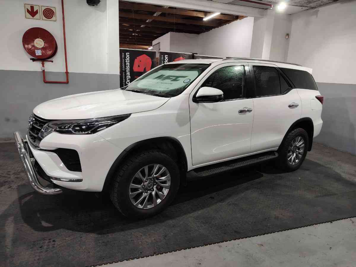 2022 TOYOTA FORTUNER 2.8 GD-6 4X4 A/T