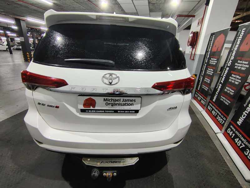 2022 TOYOTA FORTUNER 2.8 GD-6 4X4 A/T thumbnail 8