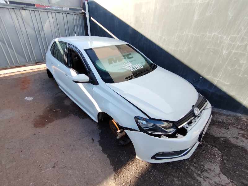 2015 VOLKSWAGEN POLO GP 1.2 TSI HIGHLINE DSG (81KW) thumbnail 5