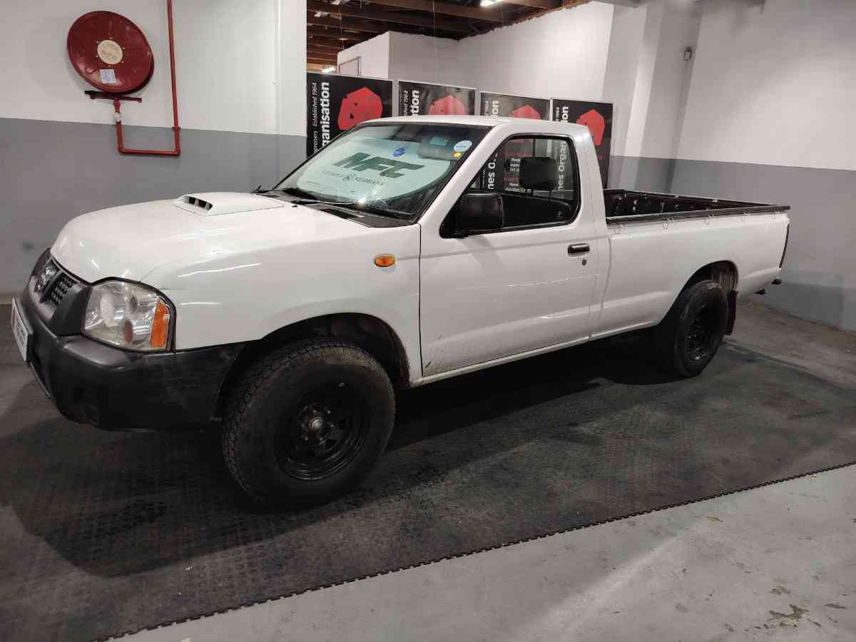 2020 NISSAN HARDBODY NP300 2.5 TDI LWB P/U S/C