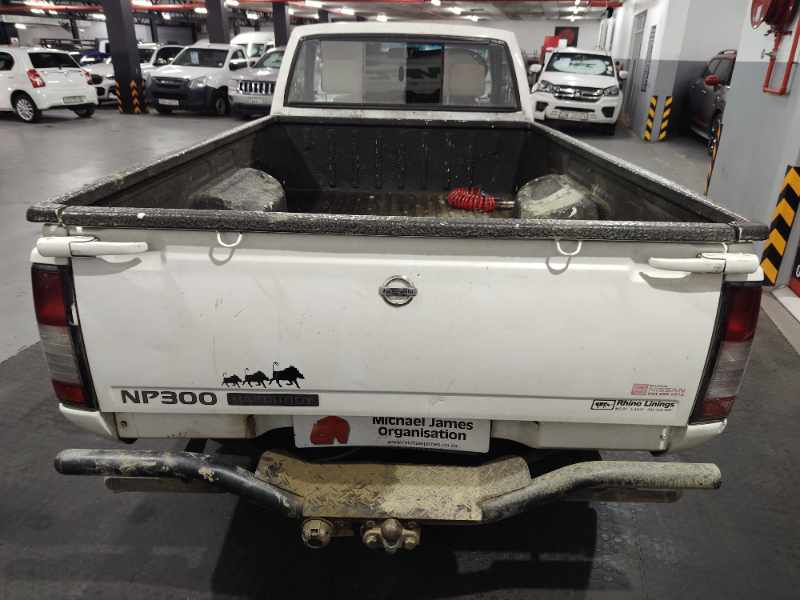 2020 NISSAN HARDBODY NP300 2.5 TDI LWB P/U S/C thumbnail 6