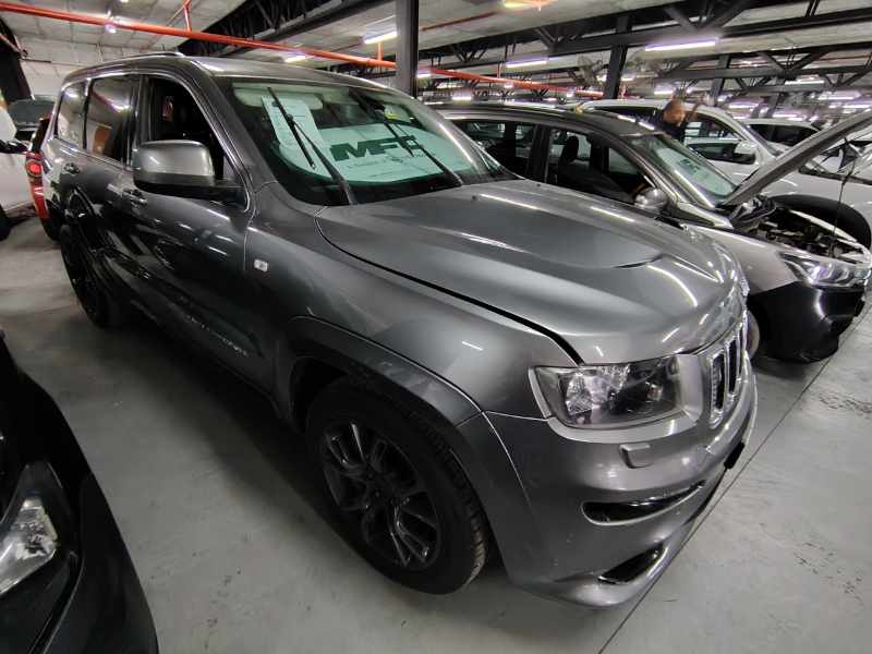 2013 JEEP GRAND CHEROKEE 6.4 SRT thumbnail 4