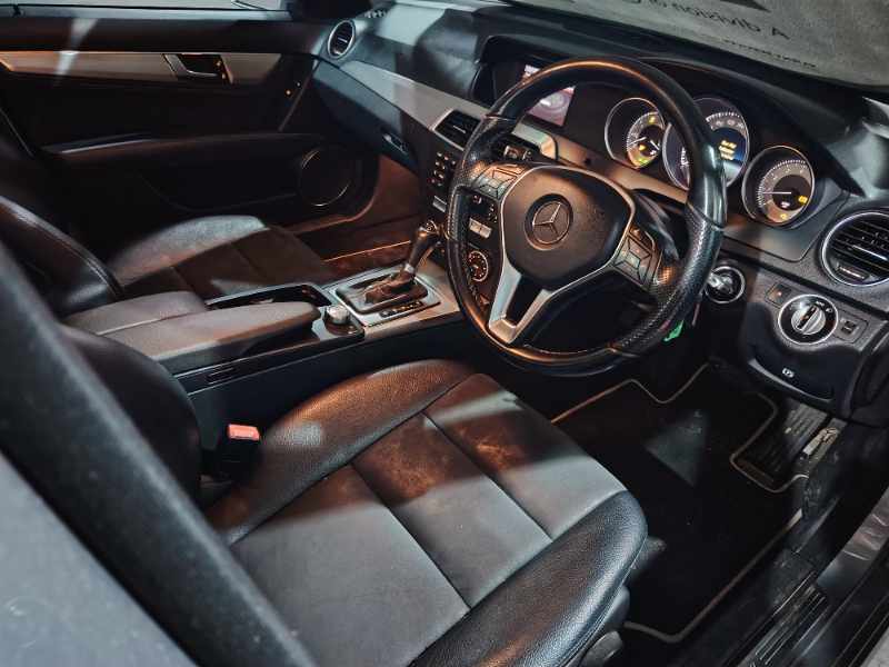 2014 MERCEDES-BENZ C180 BE AVANTGARDE A/T thumbnail 4