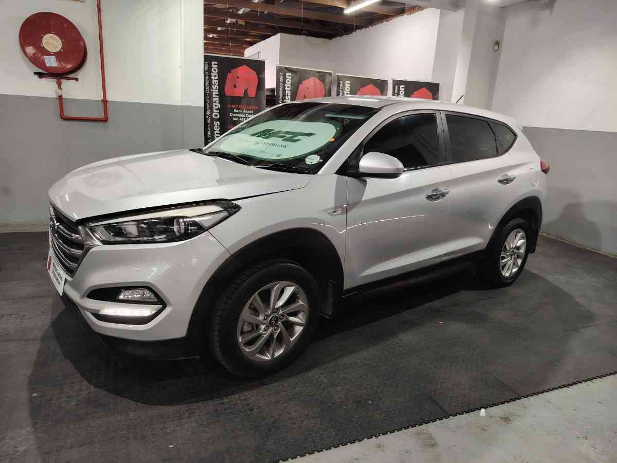 2017 HYUNDAI TUCSON 2.0 PREMIUM A/T