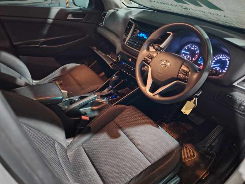 2017 HYUNDAI TUCSON 2.0 PREMIUM A/T thumbnail 4