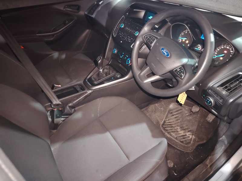 2017 FORD FOCUS 1.0 ECOBOOST AMBIENTE 5DR thumbnail 3