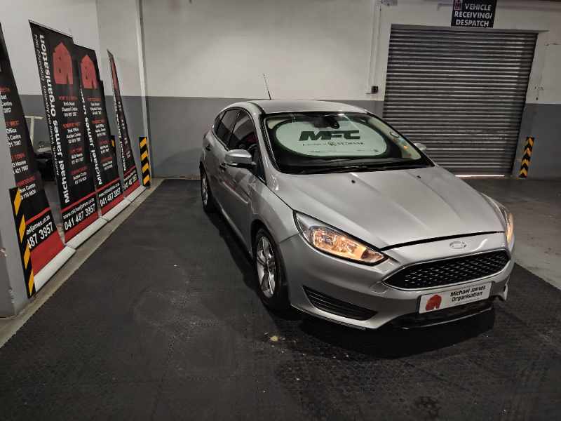 2017 FORD FOCUS 1.0 ECOBOOST AMBIENTE 5DR thumbnail 4