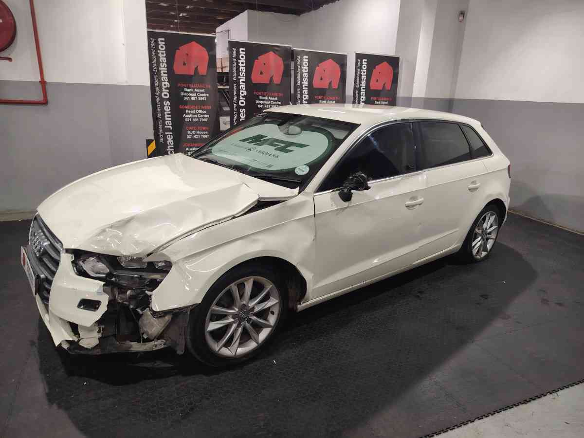 2013 AUDI A3 SPORTBACK 1.8T FSI SE STRONIC