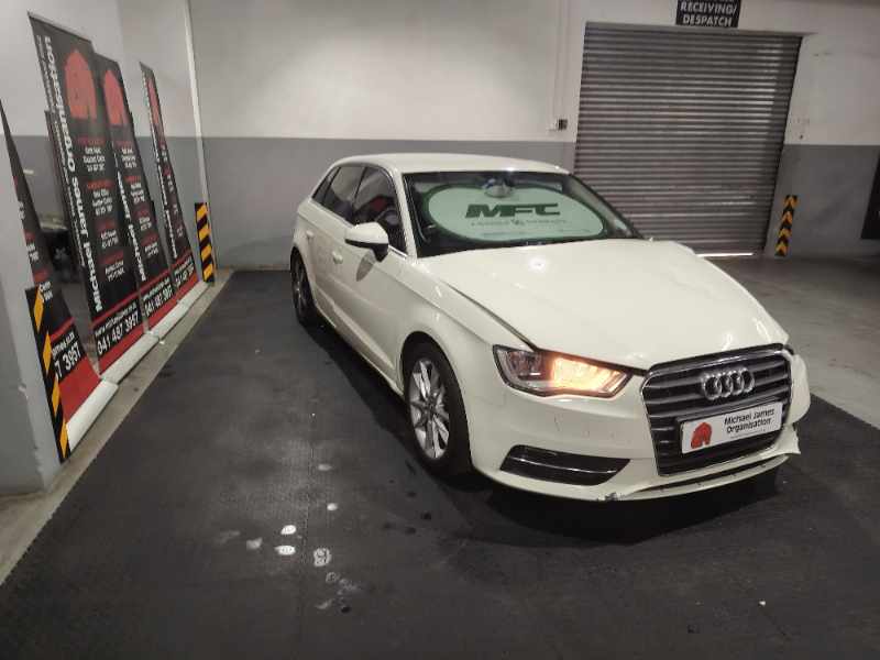 2013 AUDI A3 SPORTBACK 1.8T FSI SE STRONIC thumbnail 5