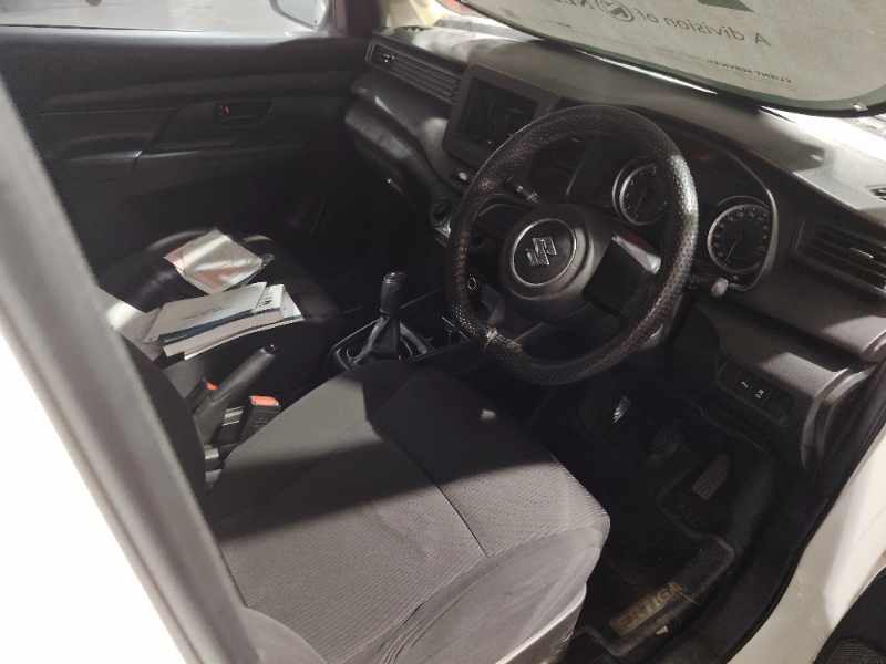 2023 SUZUKI ERTIGA 1.5 GL thumbnail 4
