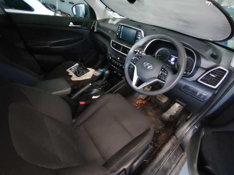 2021 HYUNDAI TUCSON 2.0 PREMIUM A/T thumbnail 4
