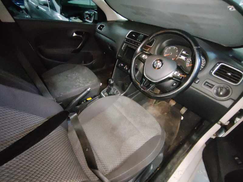 2017 VOLKSWAGEN POLO GP 1.5 TDI COMFORTLINE thumbnail 3