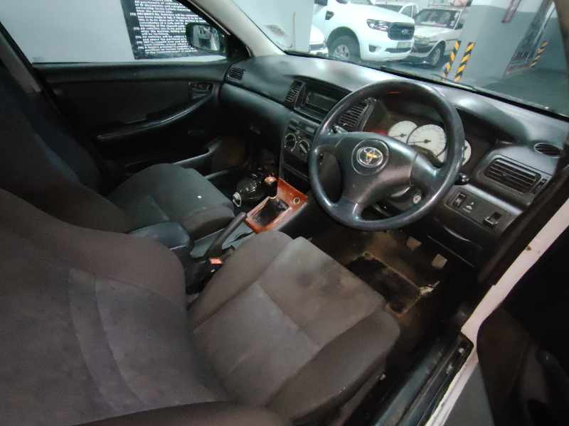 2004 TOYOTA COROLLA 160i thumbnail 3