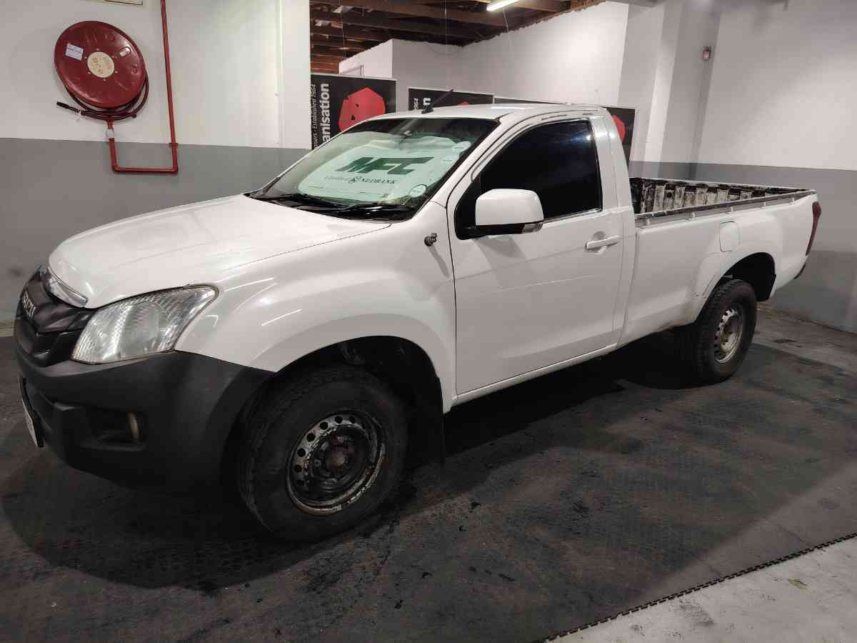 2015 ISUZU KB250 D TEQ LE P/U S/C