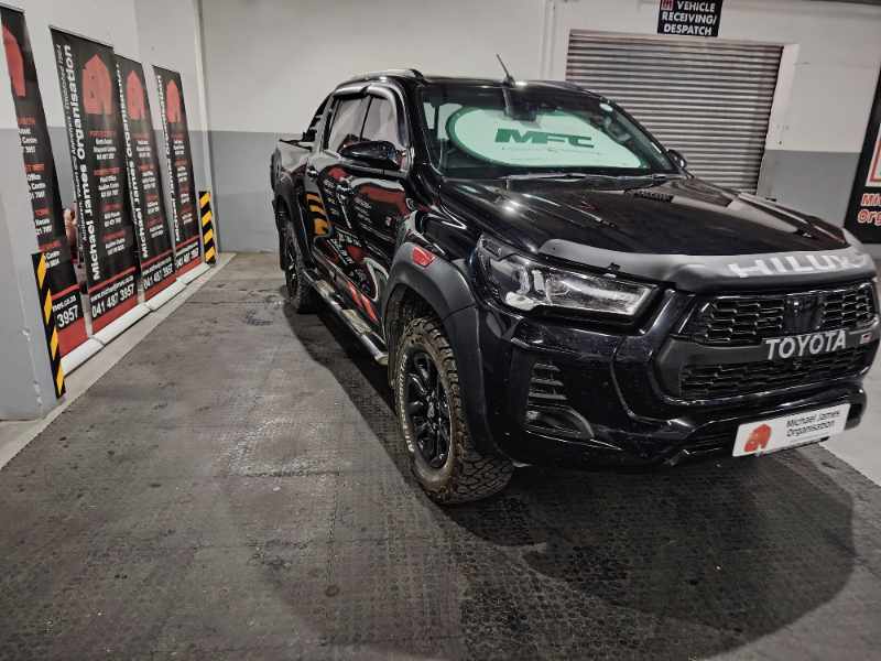 2024 TOYOTA HILUX 2.8 GD-6 GR-S 4X4 A/T P/U D/C thumbnail 5