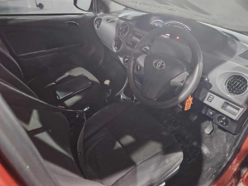 2017 TOYOTA ETIOS 1.5 XS/SPRINT 5DR thumbnail 4