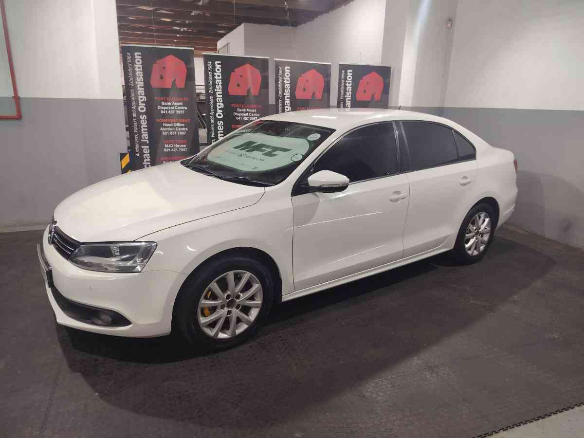 2013 VOLKSWAGEN JETTA 1.6 TDI COMFORTLINE DSG