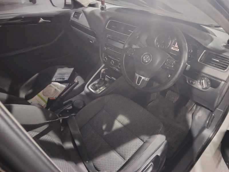 2013 VOLKSWAGEN JETTA 1.6 TDI COMFORTLINE DSG thumbnail 4