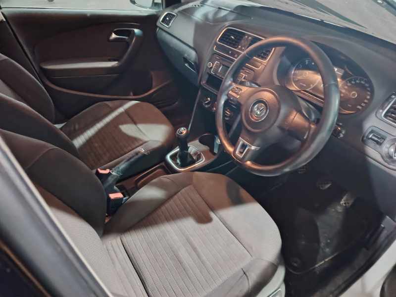 2012 VOLKSWAGEN POLO 1.4 COMFORTLINE 5DR thumbnail 3