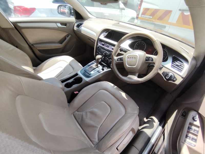 2012 AUDI A4 1.8T thumbnail 3