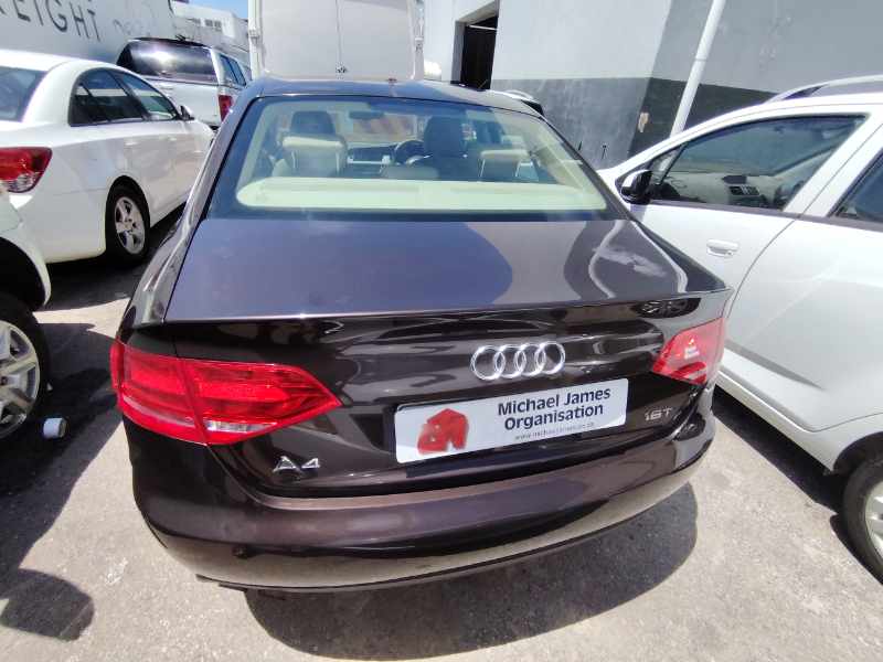 2012 AUDI A4 1.8T thumbnail 4
