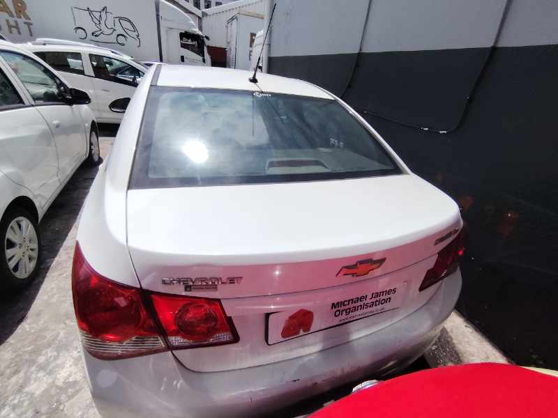 2013 CHEVROLET CRUZE 1.6 LS 4DR thumbnail 3