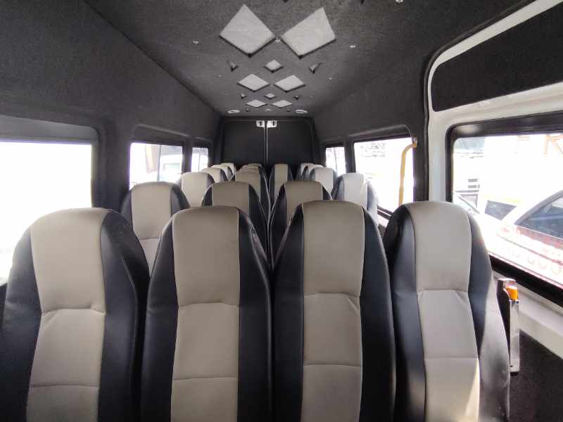 2004 VOLKSWAGEN CRAFTER BUS (23 SEATER) thumbnail 2