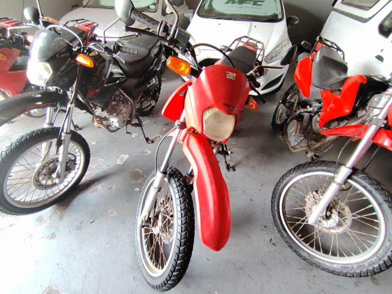 2012 HONDA XR125 MOTORCYCLE thumbnail 4