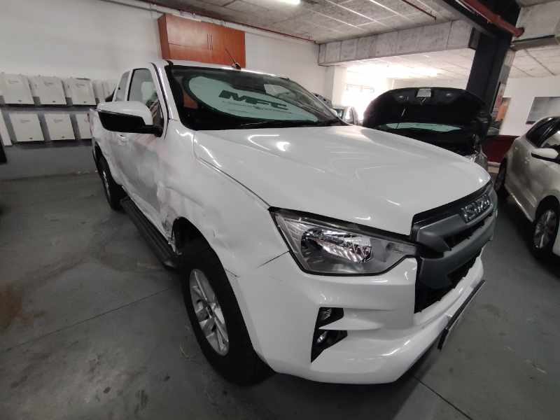 2022 ISUZU D -MAX 1.9 DDI HR LS A/T E/CAB thumbnail 8