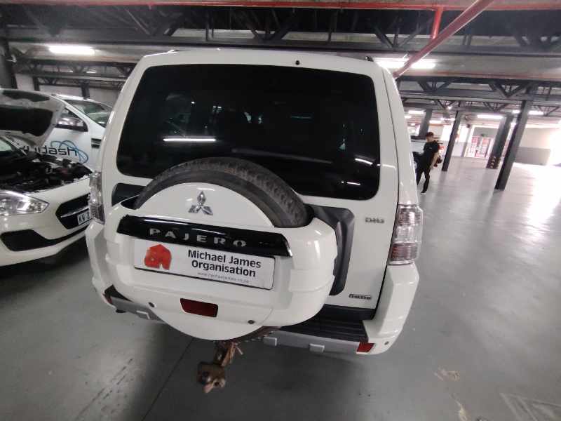 2014 MITSUBISHI PAJERO 3.2 DI-DC GLS A/T thumbnail 4