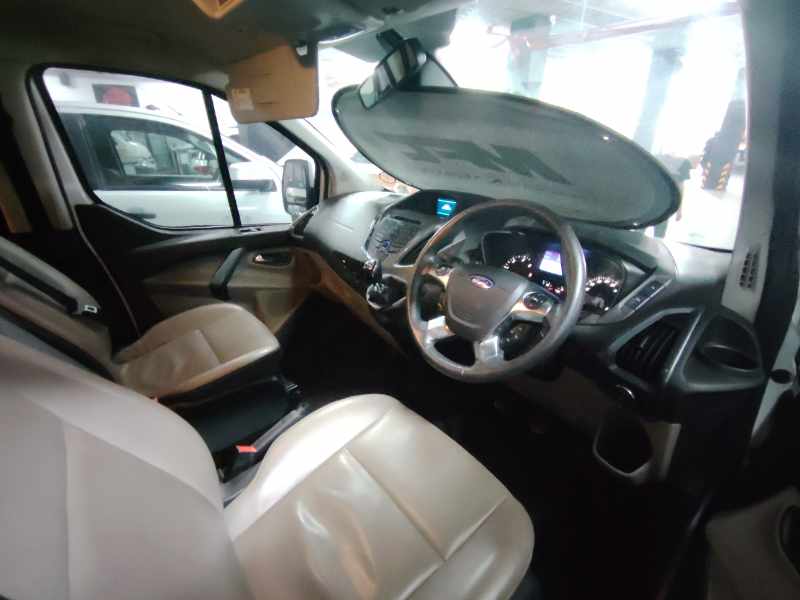 2016 FORD TOURNEO CUSTOM LTD 2.2 TDCI SWB (114KW) thumbnail 3