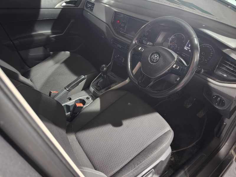 2019 VOLKSWAGEN POLO 1.0 TSI COMFORTLINE thumbnail 4