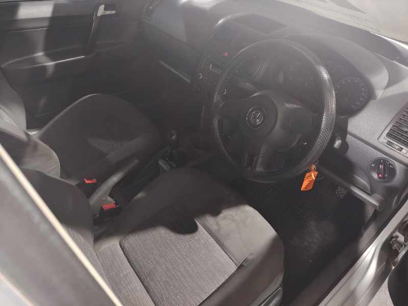 2017 VOLKSWAGEN POLO VIVO GP 1.6 COMFORTLINE 5DR thumbnail 3