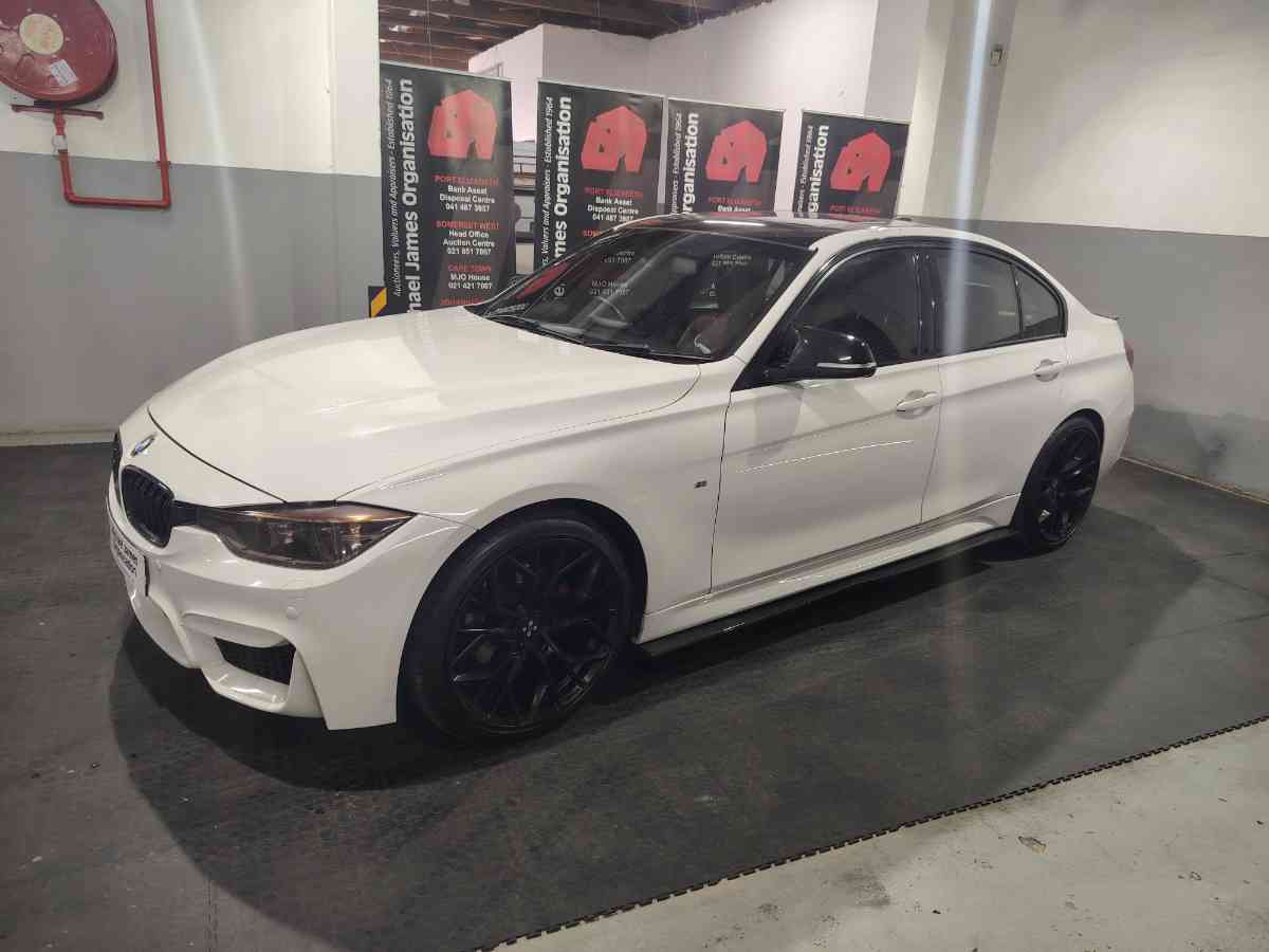 2018 BMW 320i M SPORT A/T (F30)
