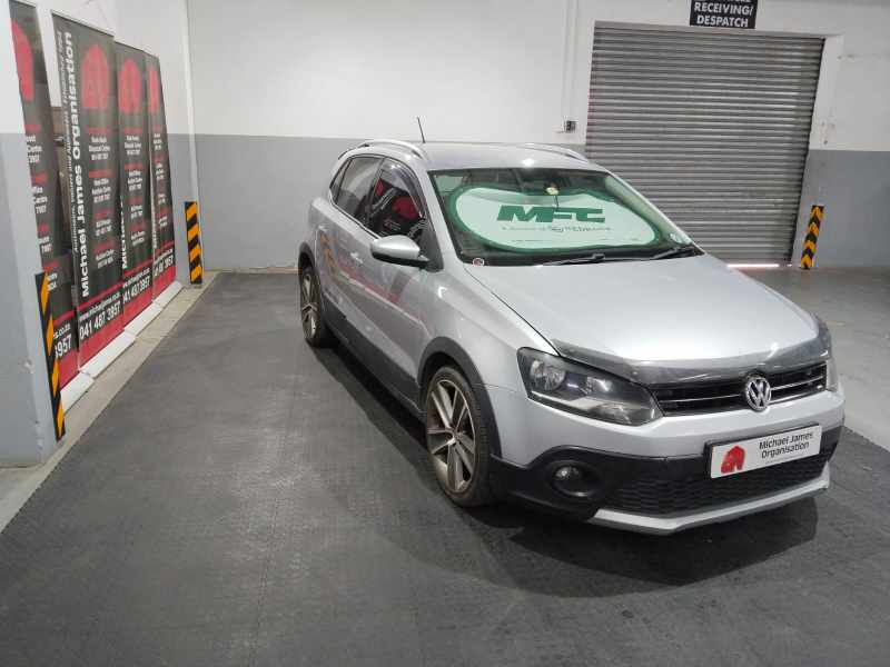 2013 VOLKSWAGEN POLO 1.6 TDI CROSS thumbnail 3
