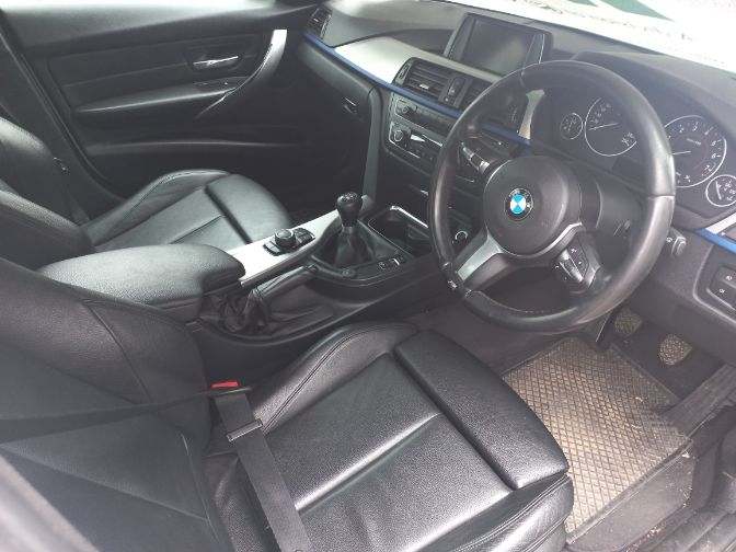 2014 BMW 320i M Sport (F30) thumbnail 6