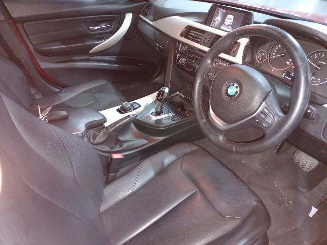 2016 BMW 318i A/T (F30) LCI thumbnail 6