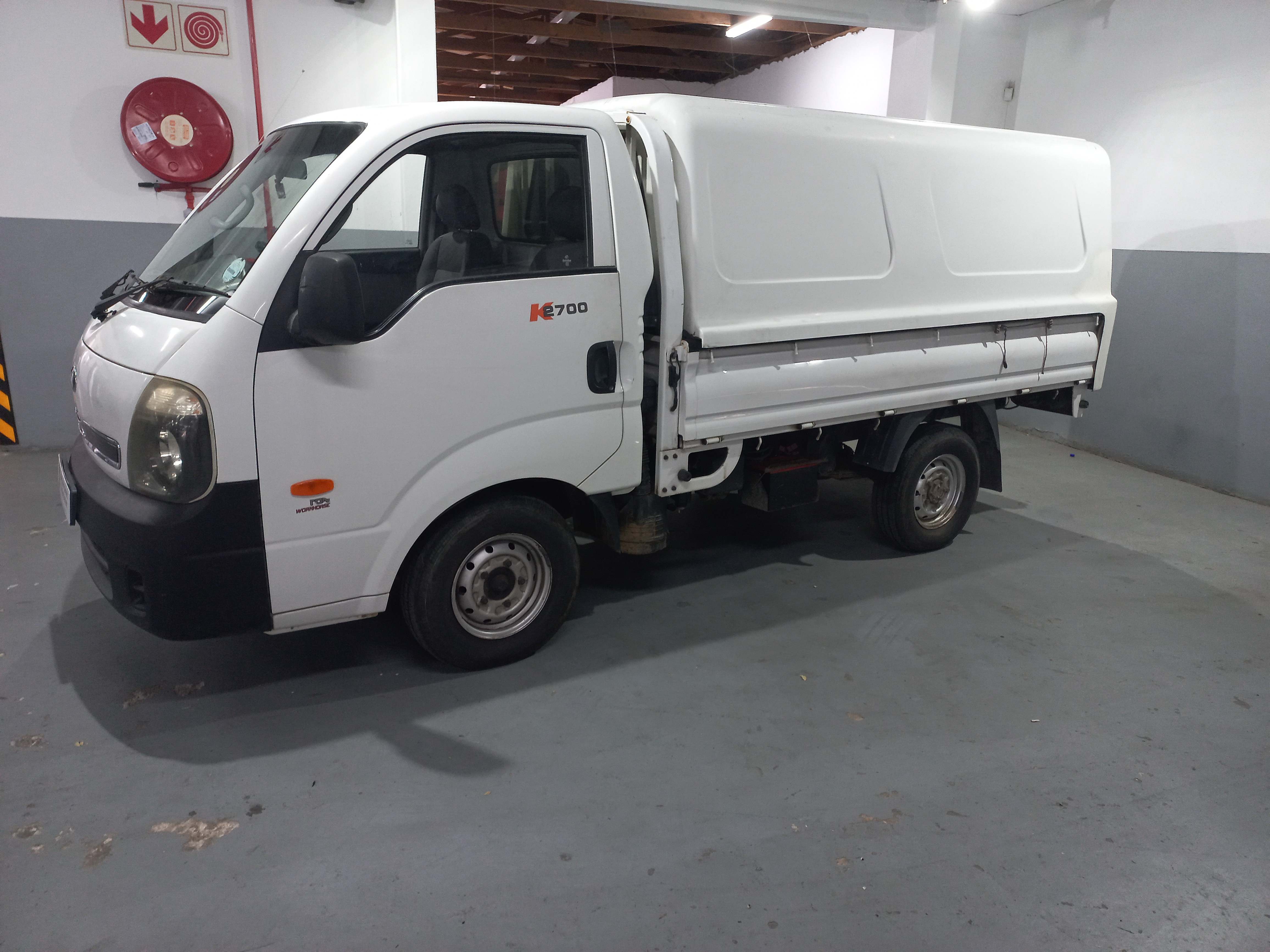 2017 Kia K2700 Workhorse P/U S/C thumbnail 3