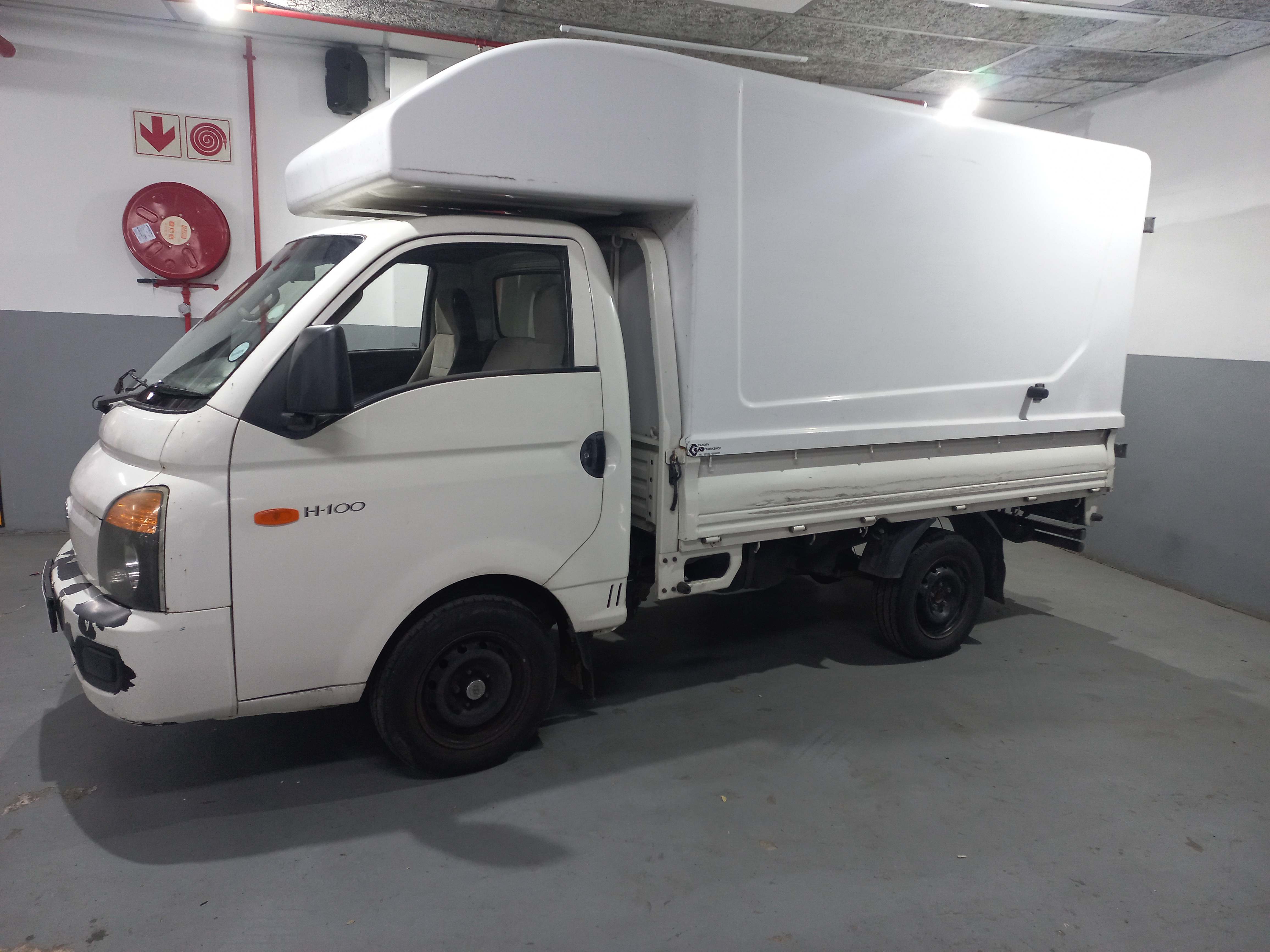 2017 Hyundai H100 2.6D F/C C/C thumbnail 3