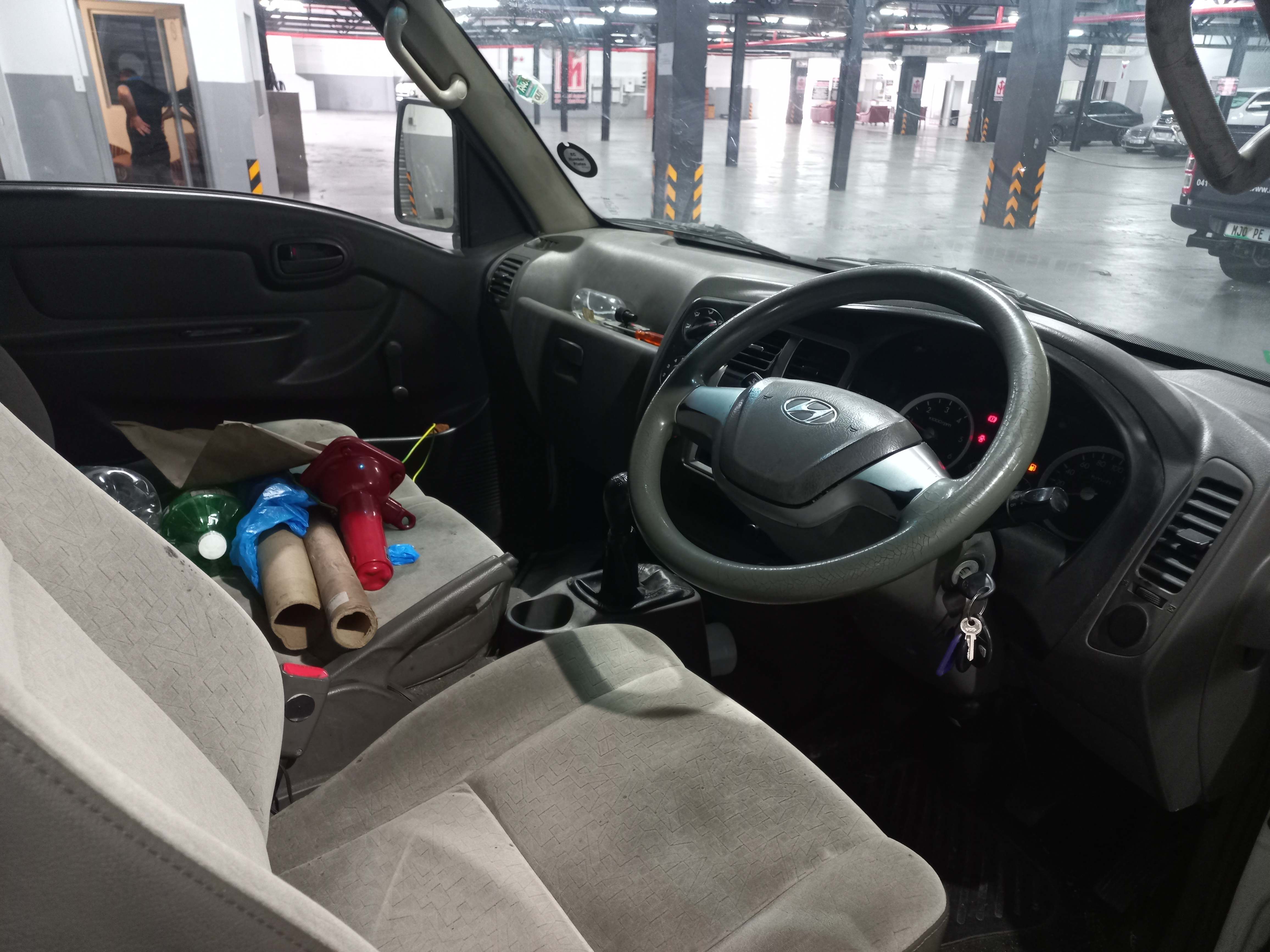 2017 Hyundai H100 2.6D F/C C/C thumbnail 6