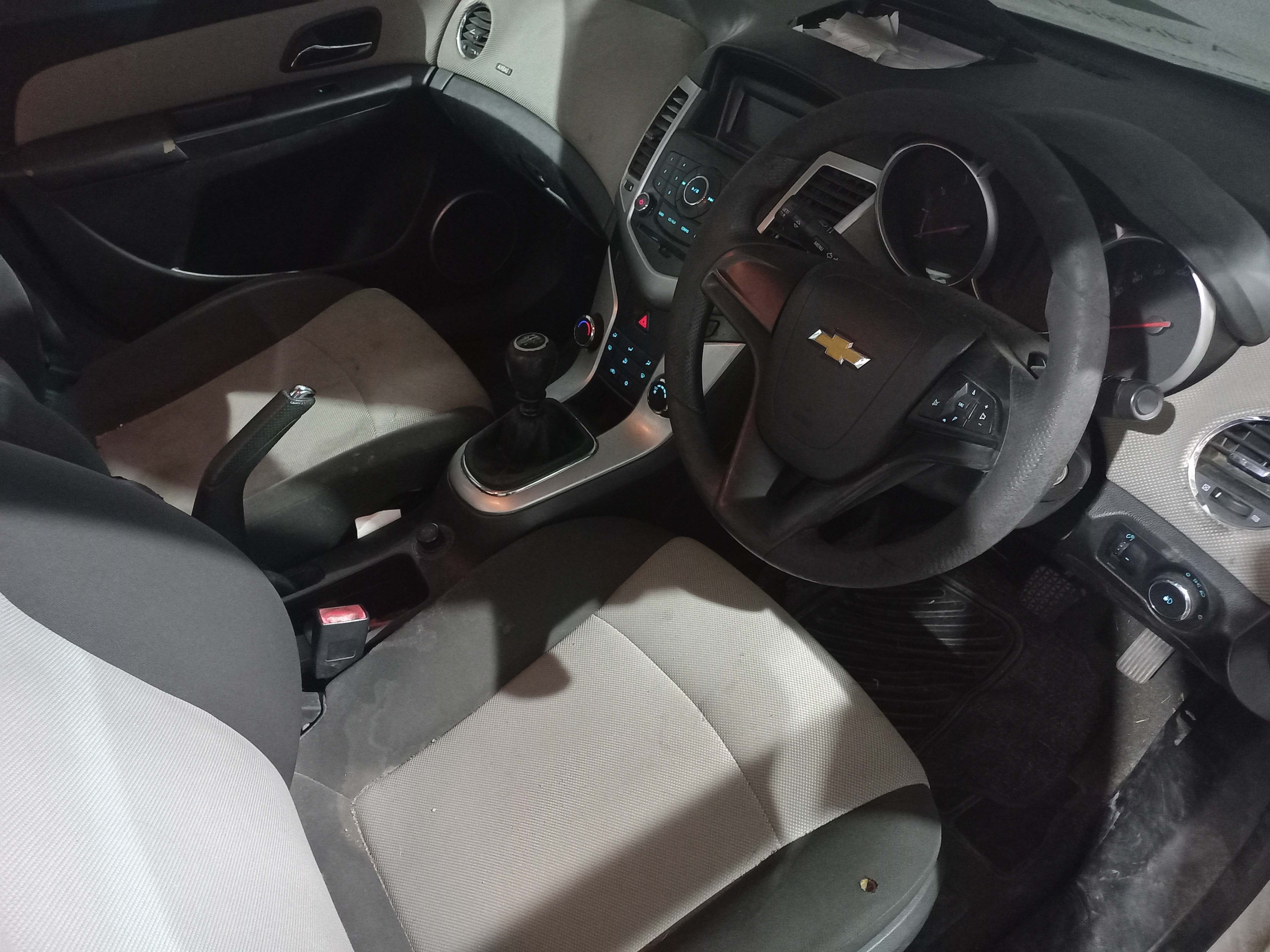 2011 Chevrolet Cruze 1.6 LS thumbnail 5